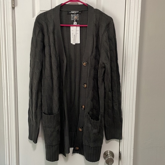NWT oversized sweater cardigan - Picture 2 of 6